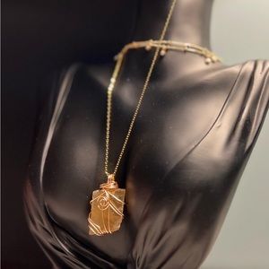 RAW HONEY CALCITE CRYSTAL NECKLACE (HANDMADE)